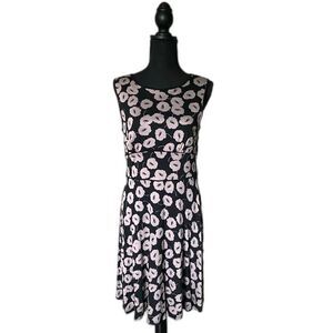 LOFT soft fit & flare dress sz small A line black neutral tones EUC rayon tencel